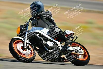 media/May-31-2025-Classic Track Day (Sat) [[da23ab3028]]/Group B/Session 2 (Turns 1 and 3)/
